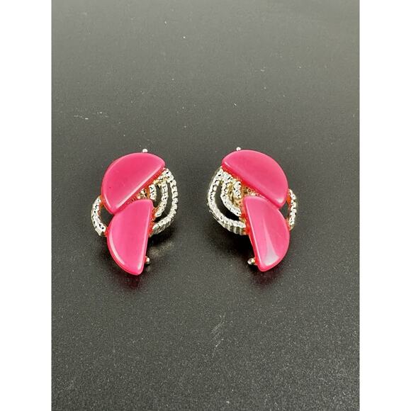 Vintage Earrings Hot Pink Gold Tone Enamel 1.5" Clip On - Picture 1 of 3